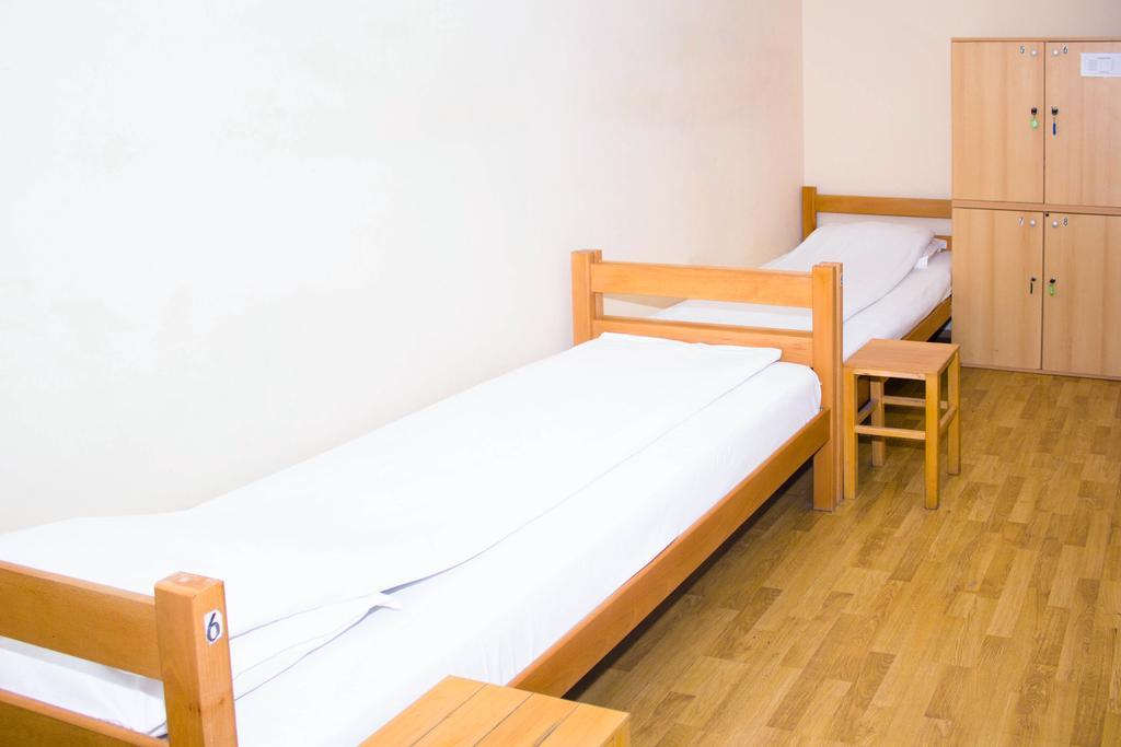 Hostel Jasmin Белград Экстерьер фото