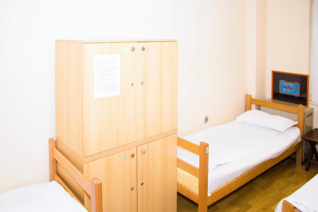 Hostel Jasmin Белград Экстерьер фото