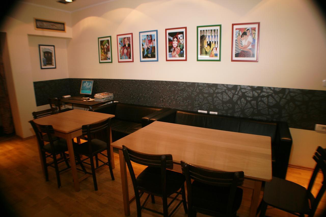 Hostel Jasmin Белград Экстерьер фото