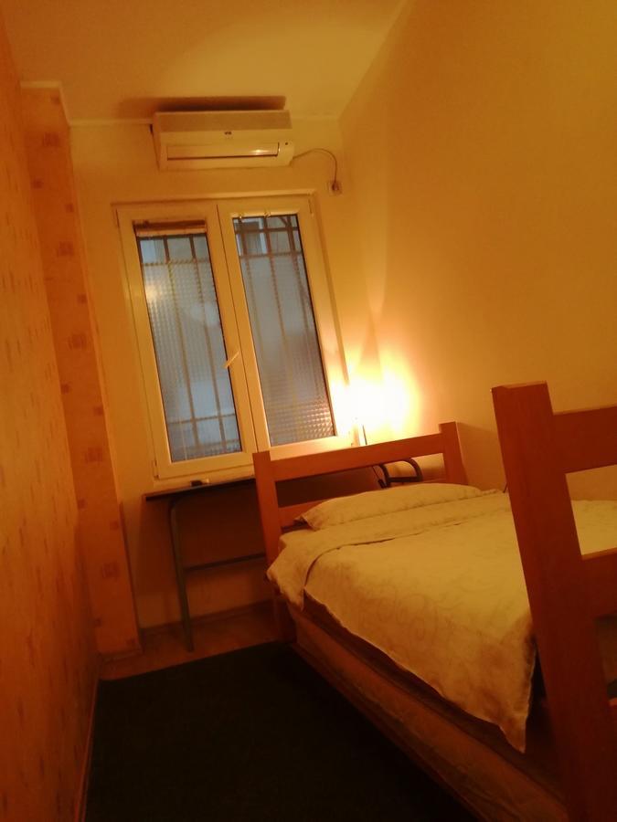Hostel Jasmin Белград Экстерьер фото